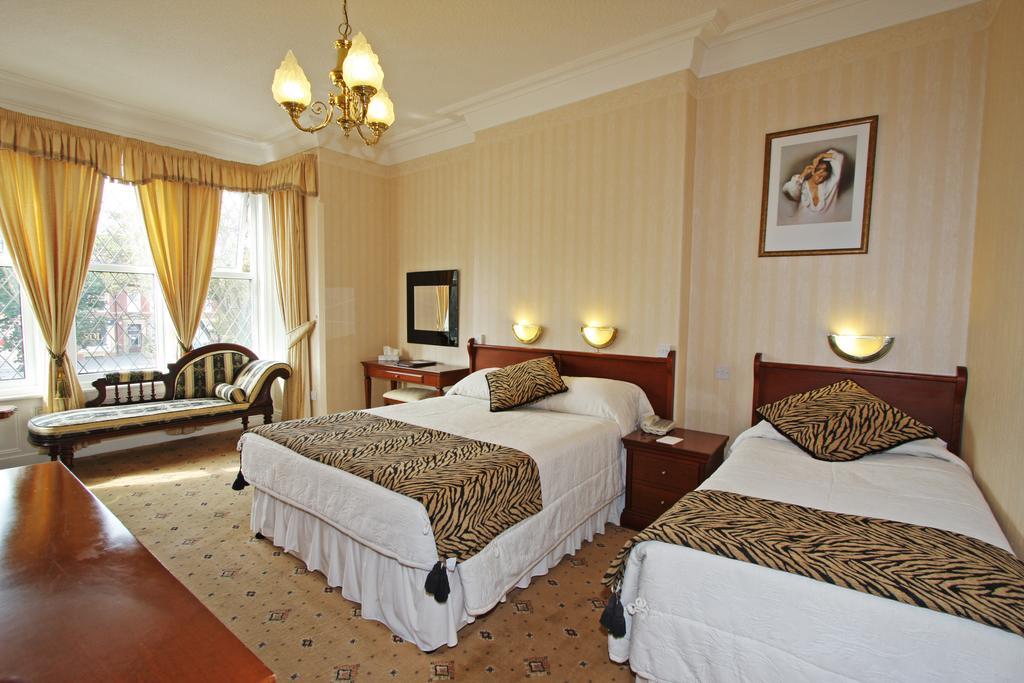 Bedford Hotel ลิธึม เซนต์ แอนน์ส ภายนอก รูปภาพ