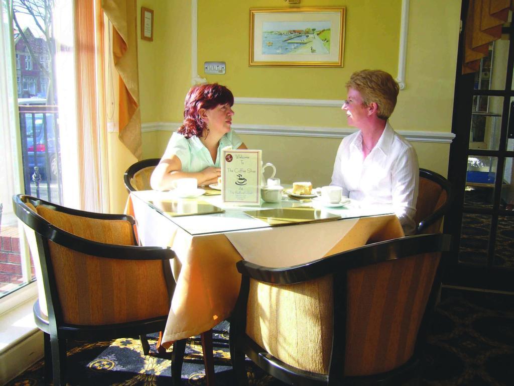 Bedford Hotel ลิธึม เซนต์ แอนน์ส ภายนอก รูปภาพ